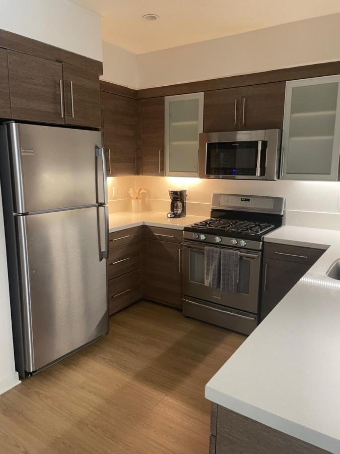 Las Palmas - Modern, Stylish, Spacious, Secure & Tranquil Condo With 2 Master Suite Bedrooms - Wlk To Sm Pier لوس أنجلوس المظهر الخارجي الصورة